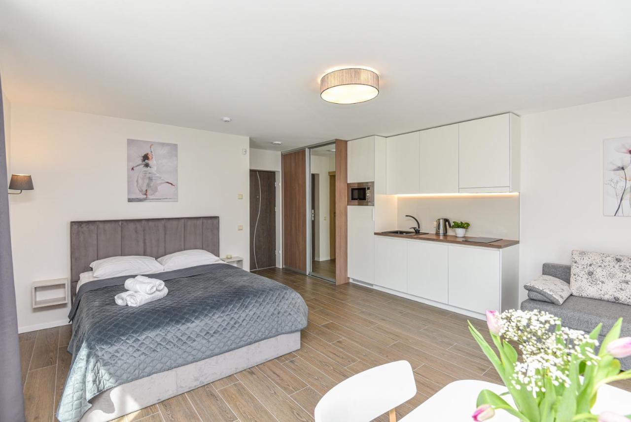 Egitos Apartamentai Паланга Екстериор снимка