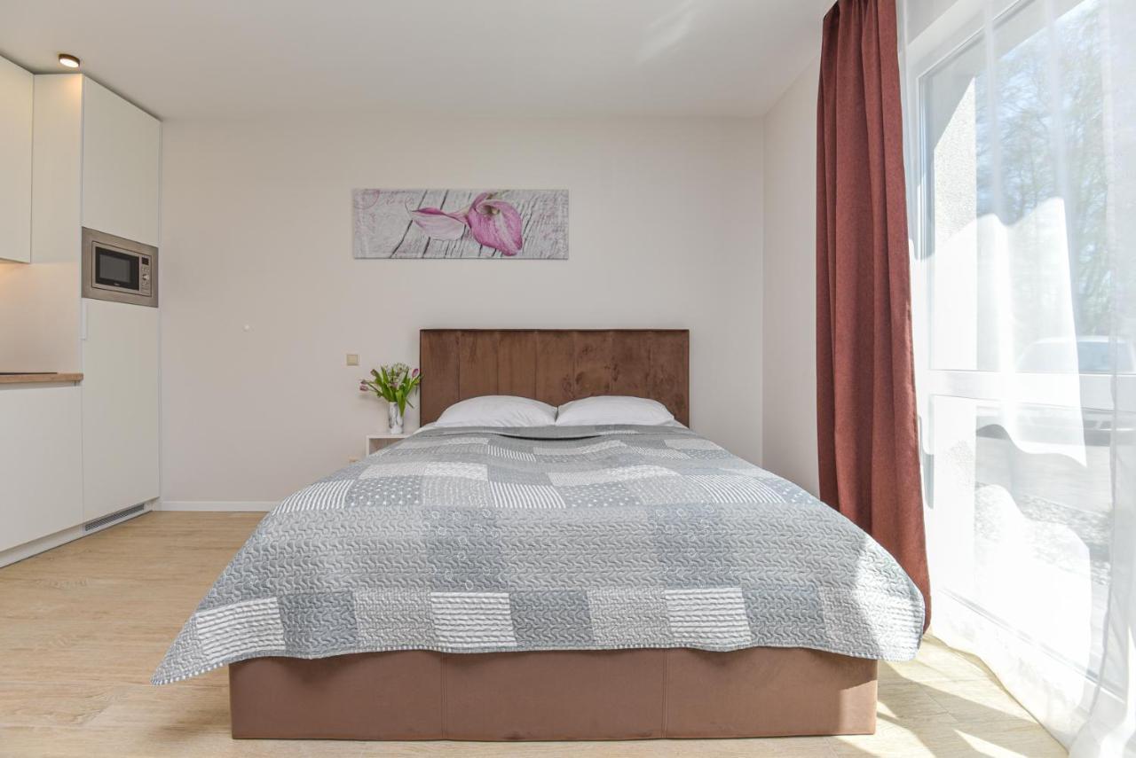Egitos Apartamentai Паланга Екстериор снимка