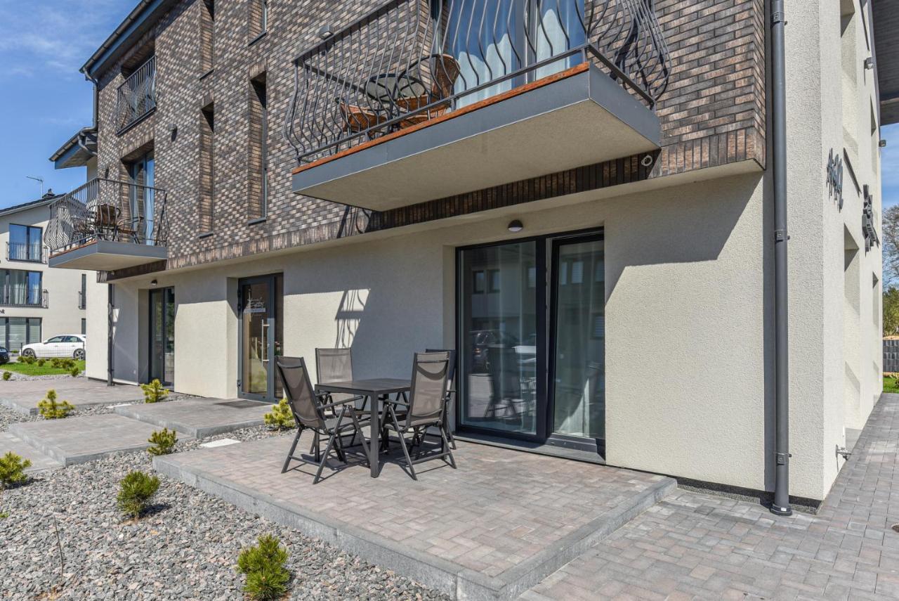 Egitos Apartamentai Паланга Екстериор снимка