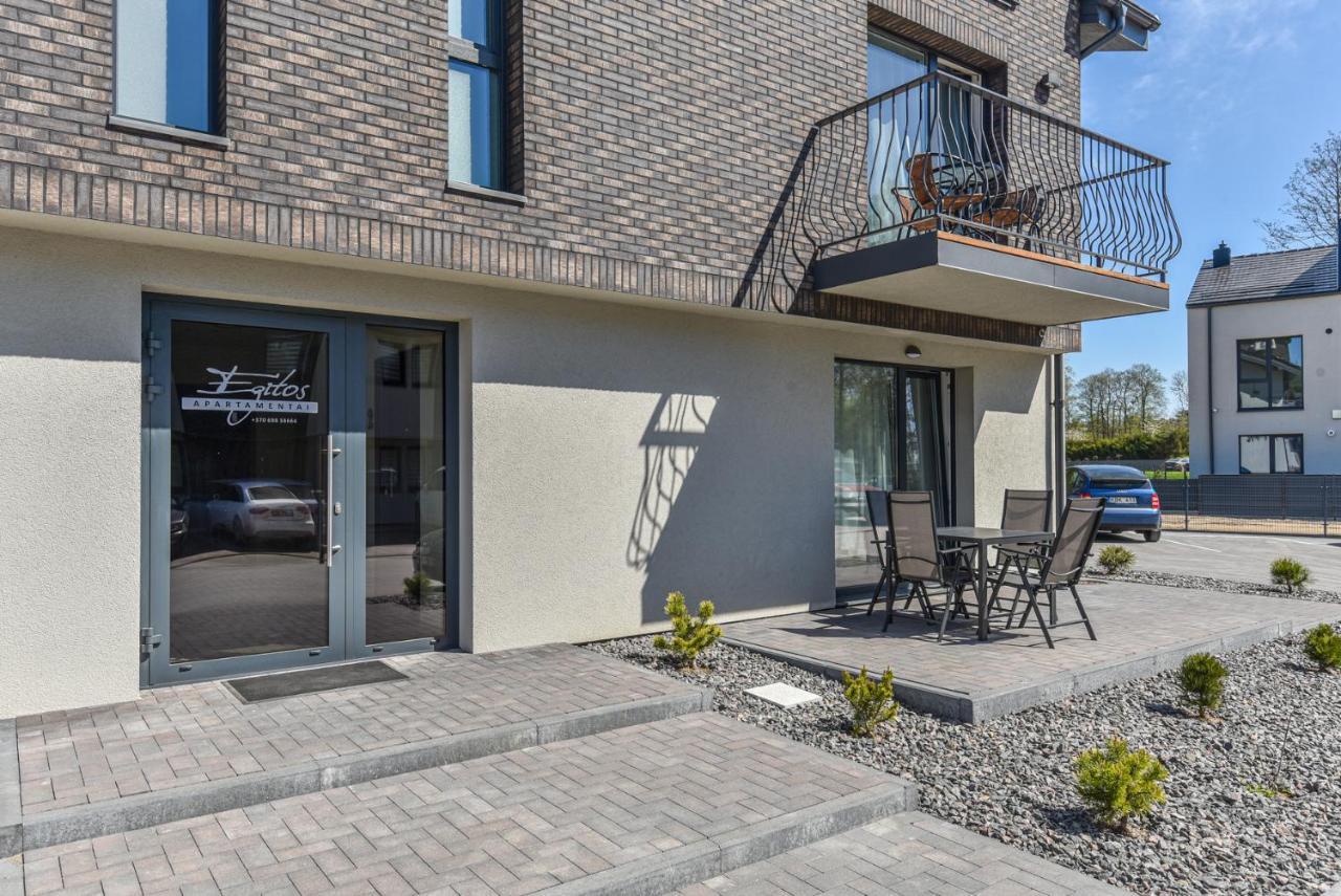 Egitos Apartamentai Паланга Екстериор снимка