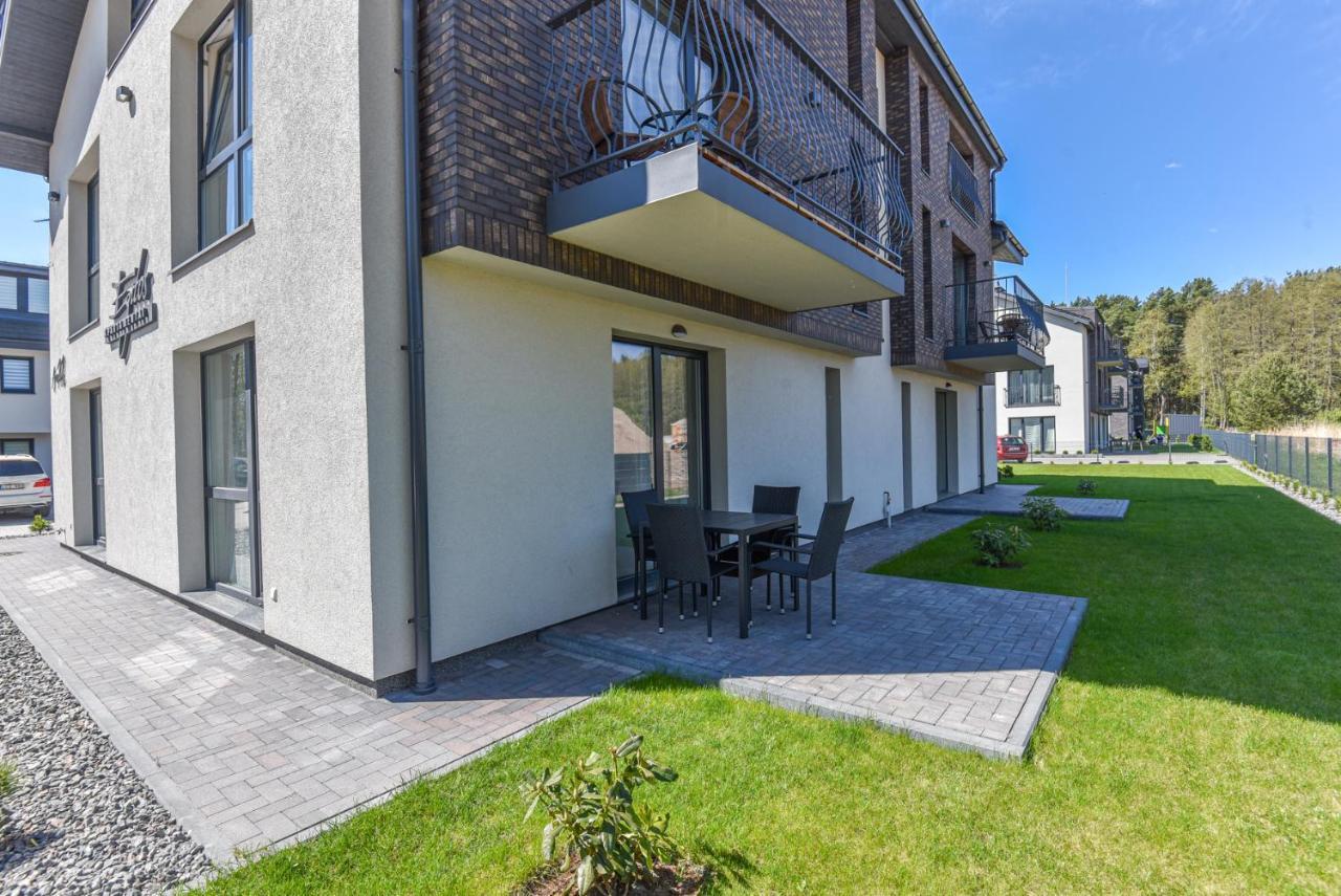Egitos Apartamentai Паланга Екстериор снимка