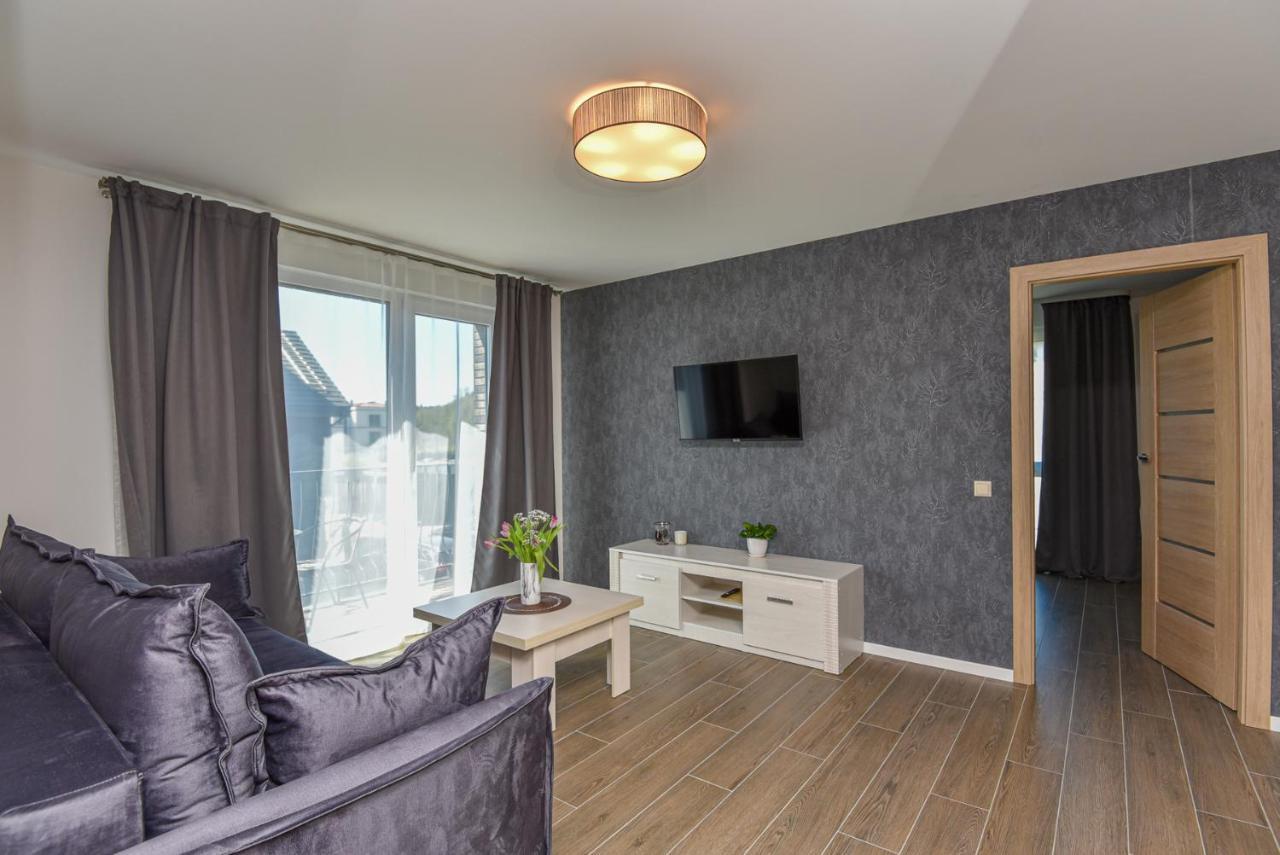 Egitos Apartamentai Паланга Екстериор снимка