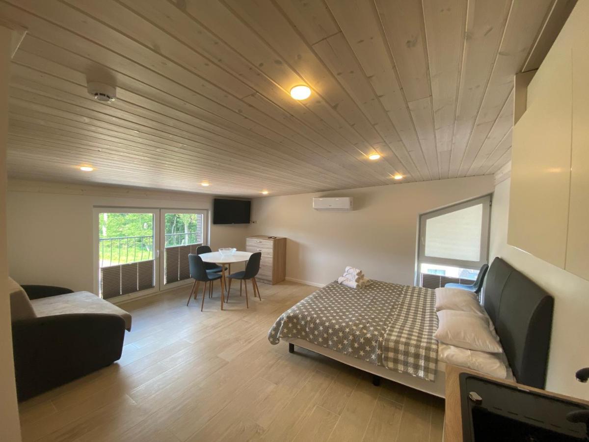 Egitos Apartamentai Паланга Екстериор снимка